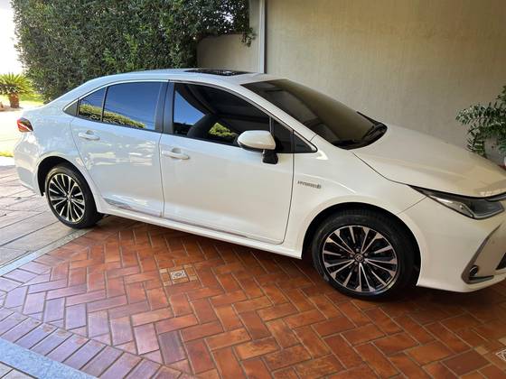 TOYOTA COROLLA 1.8 VVT-I HYBRID FLEX ALTIS PREMIUM CVT TOYOTA COROLLA 1.8 VVT-I HYBRID FLEX ALTIS PREMIUM CVT
